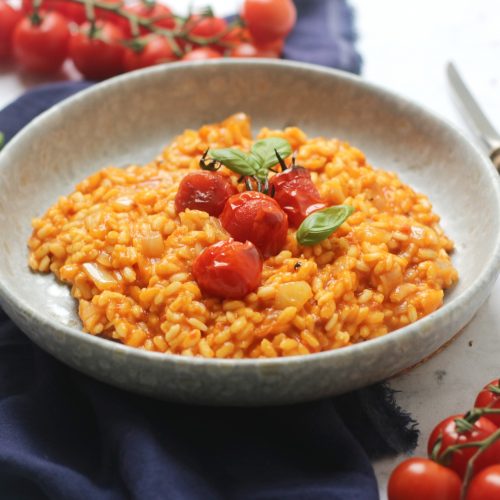 A plate of vegan Roasted Tomato Risotto