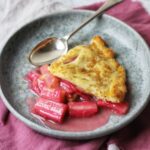Rhubarb and ginger pie