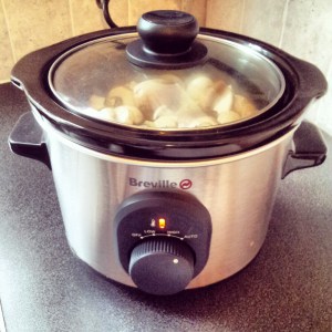 Top 10 tips for buying a slow cooker