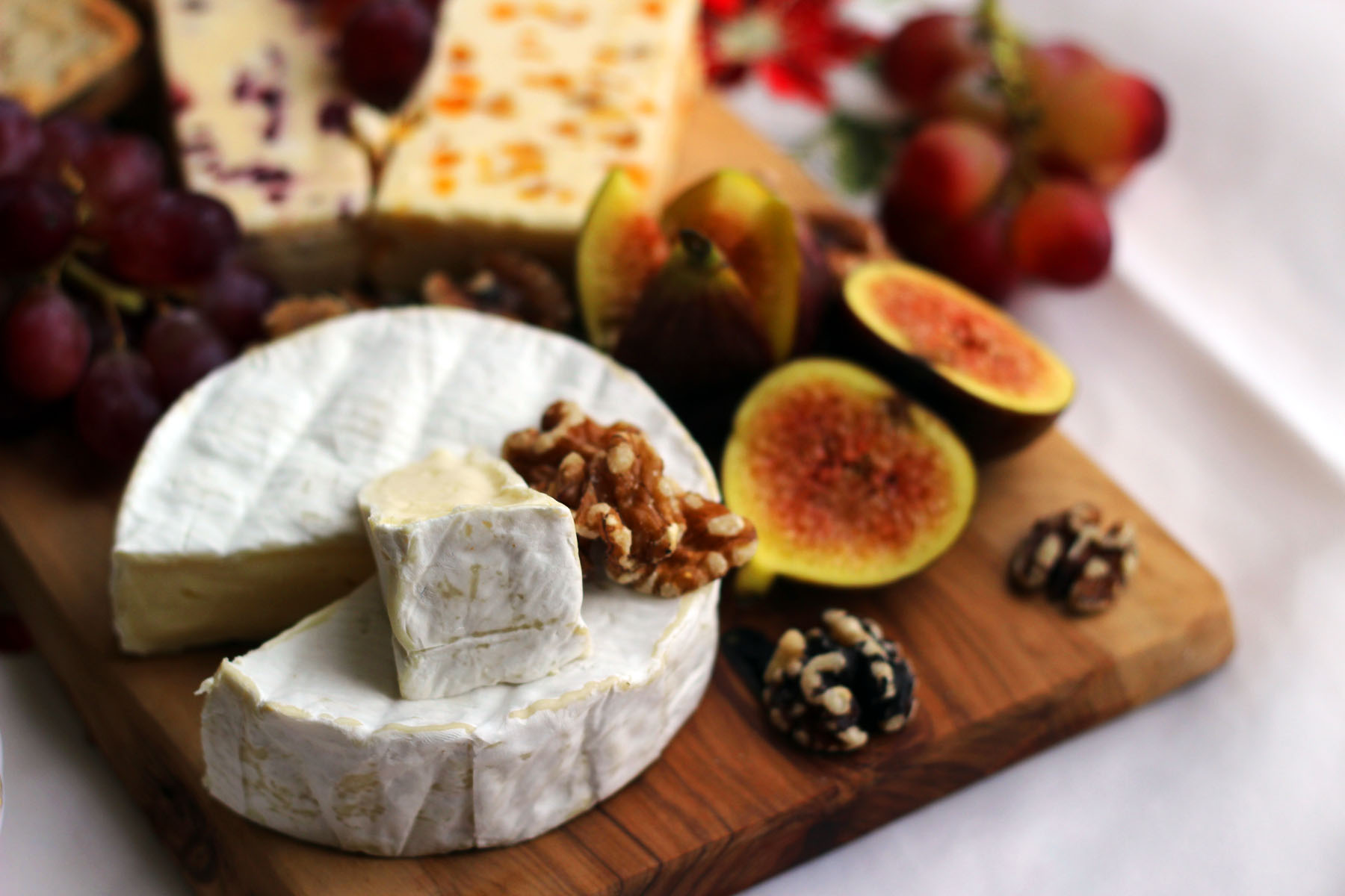 How to Choose a Christmas Cheese Board