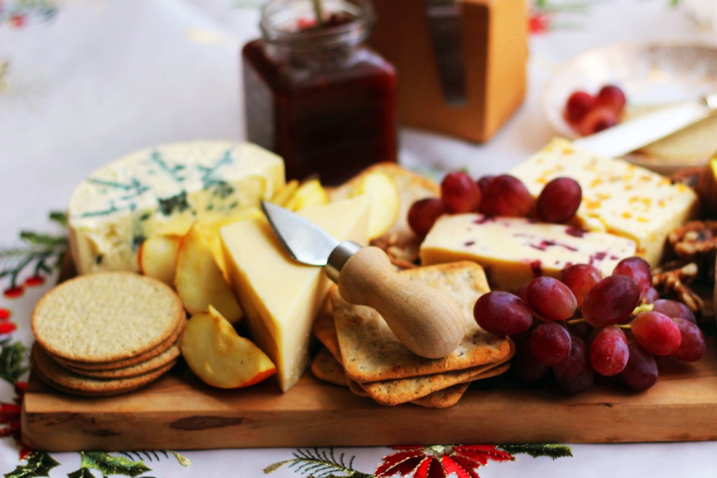 Putting together Christmas Cheese Board is easy with these tips