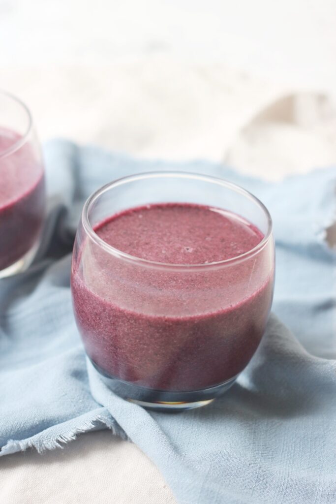 Blueberry Banana and Coconut Smoothie