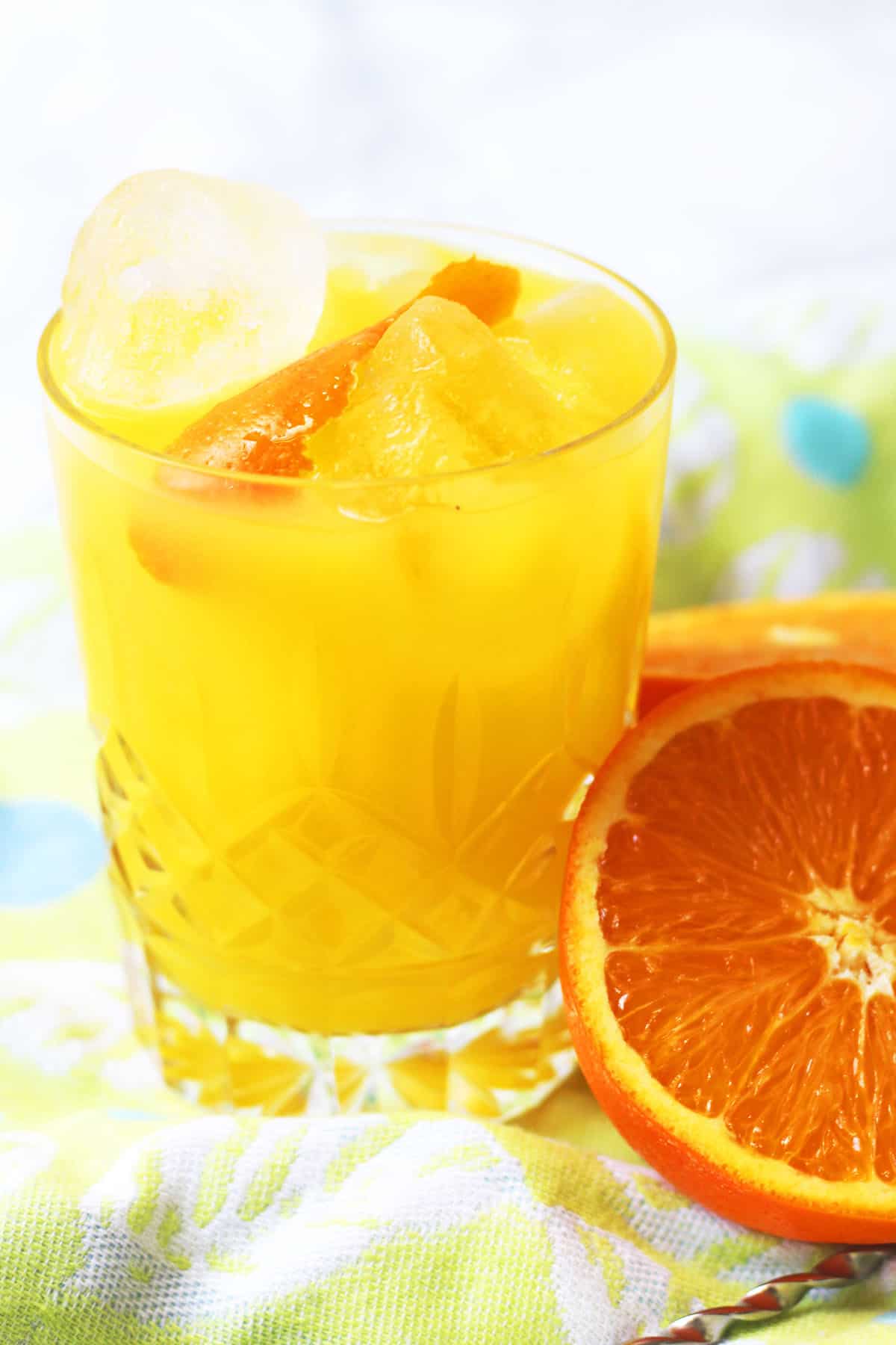 Orange juice vodka clearance drinks