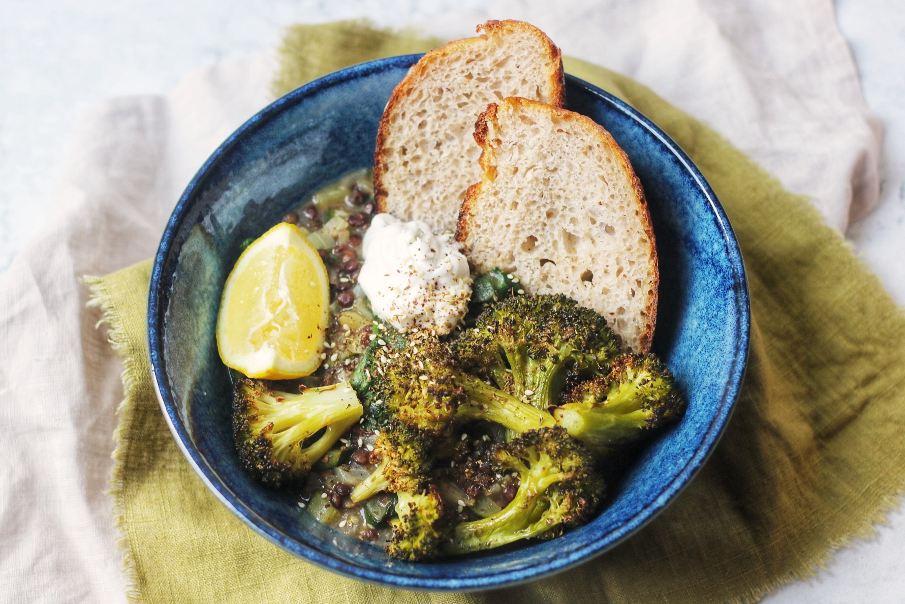 Spicy Spinach and Lentil Stew with Roasted Broccoli (vegan)
