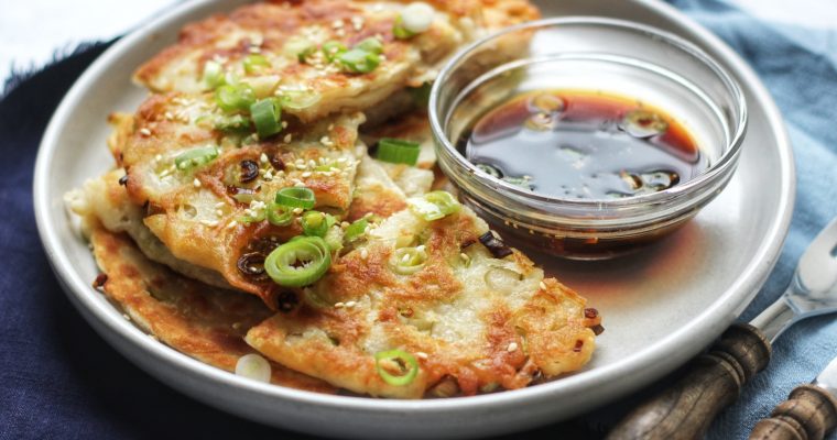 Flaky Spring Onion Pancakes (vegan)
