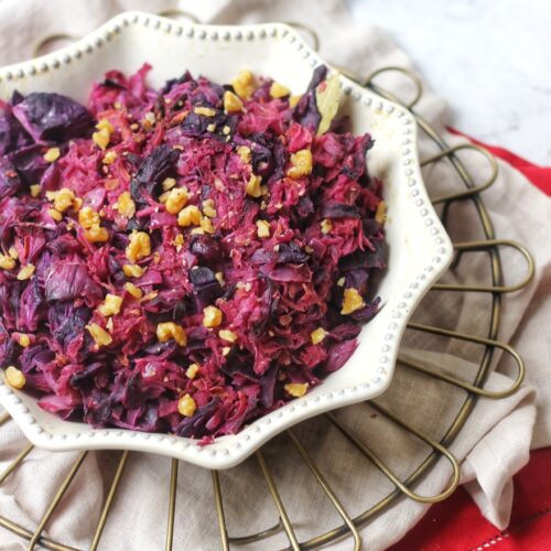 Braised Red Cabbage with apple and Walnuts