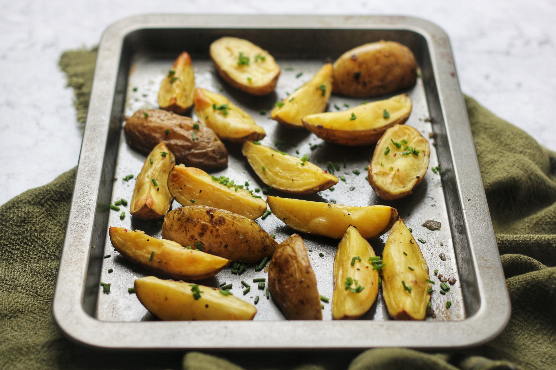 Oven Baked Herby Potato Wedges