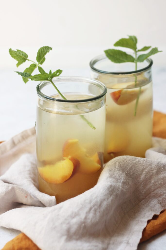 Fresh Peach Iced Tea