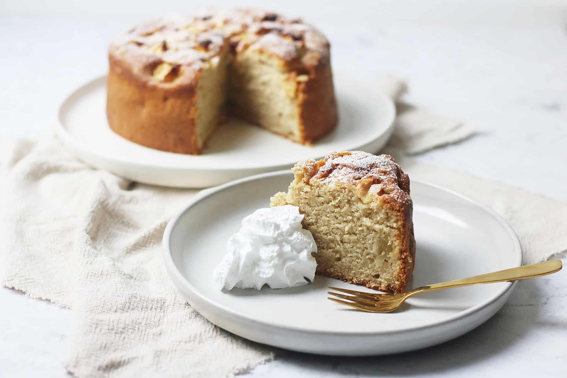 Vegan Apple Cake