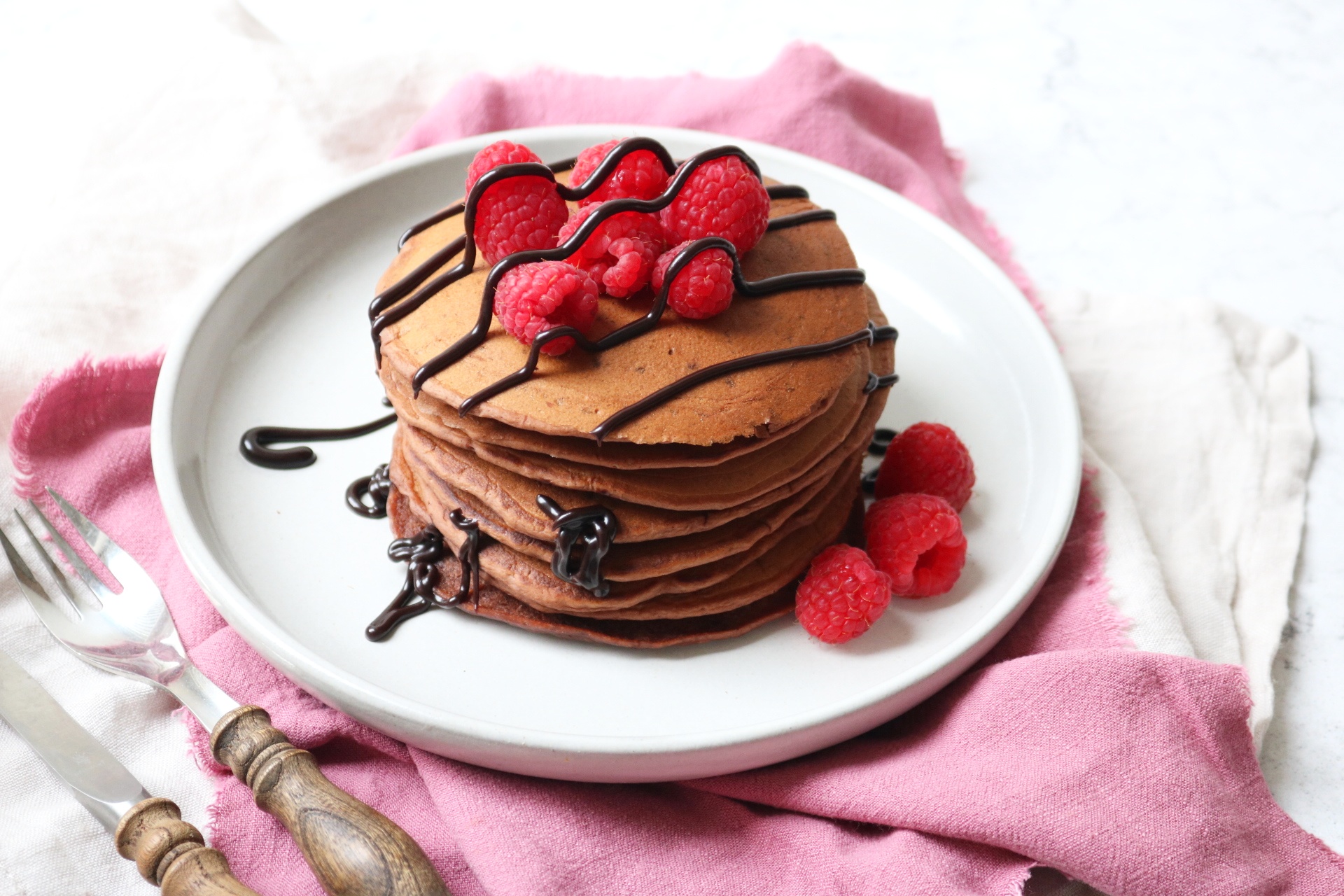 “American Style” Vegan Chocolate Pancakes