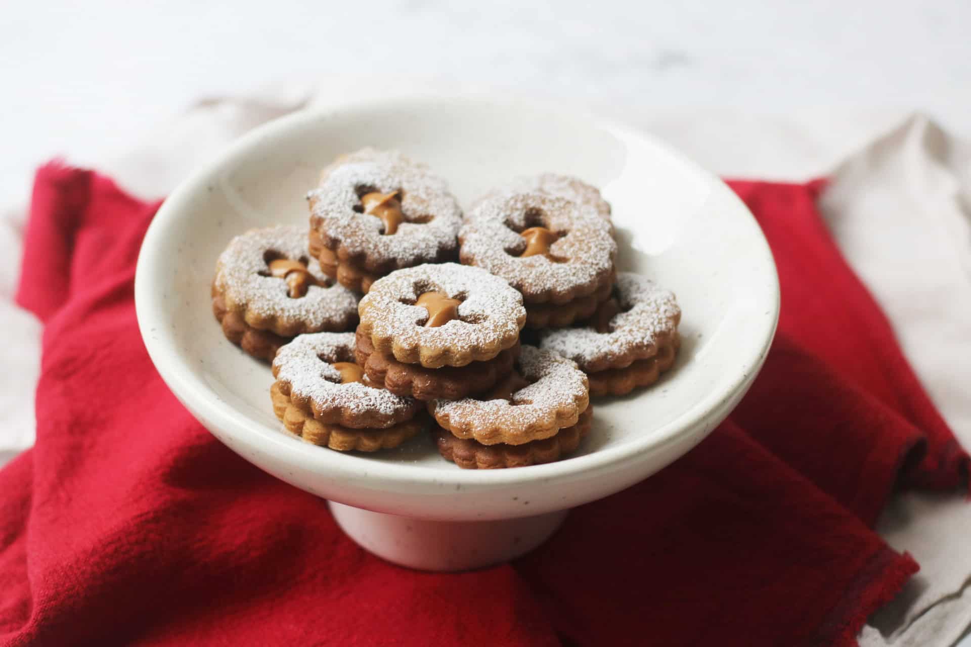 Vegan Gingerbread and Biscoff Sandwich Cookies