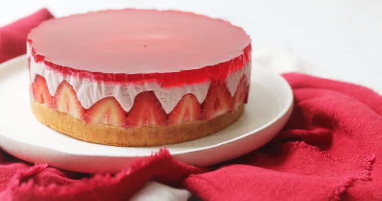 Vegan Strawberry Mousse Cake