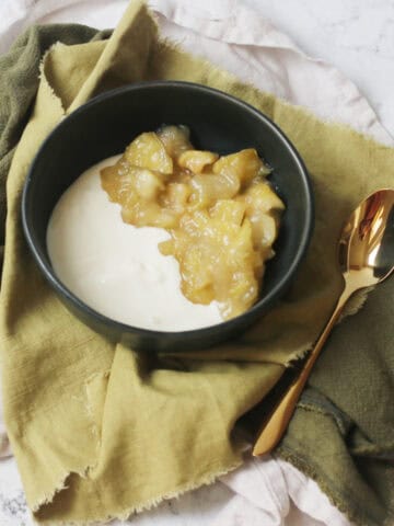 Apple, cardamom and rose compote