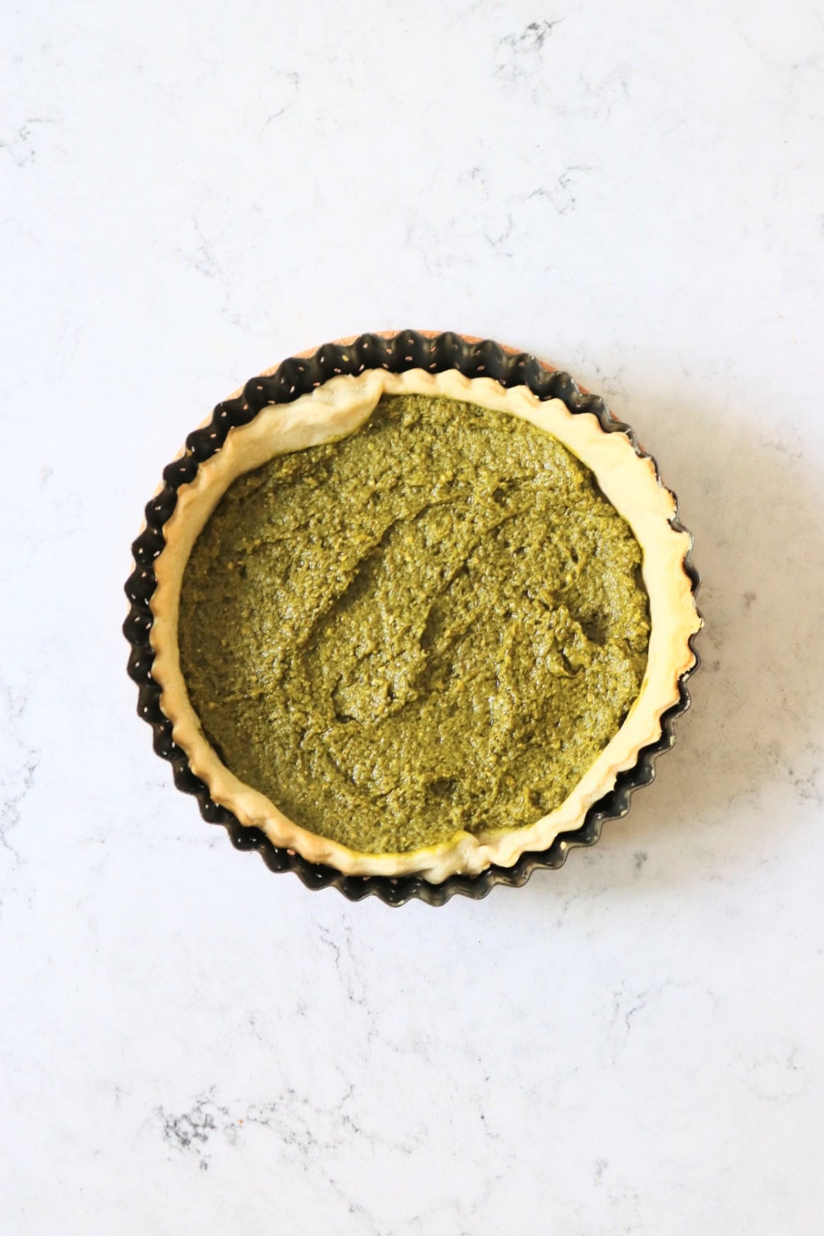 Pastry case with pesto (all vegan)